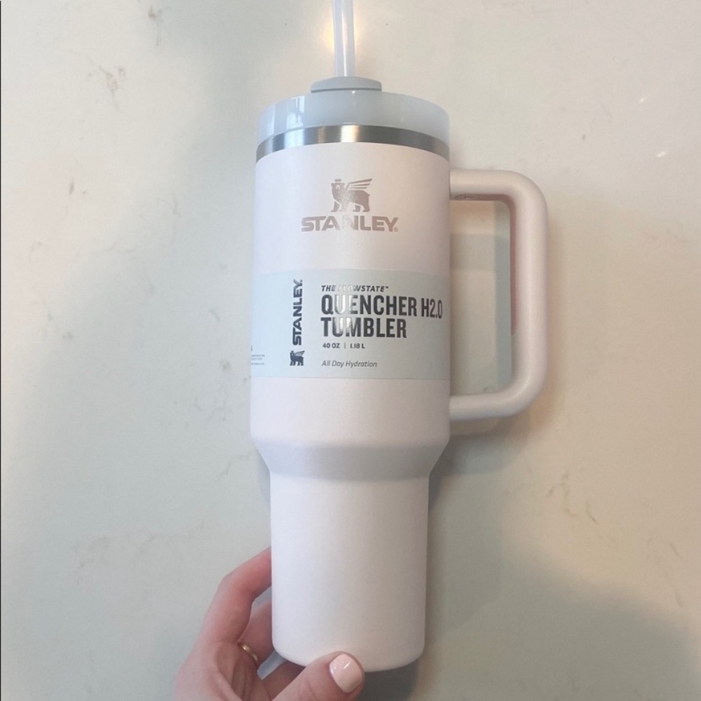 🤍 NWT Stanley 40oz Tumbler Rose Quartz Pink